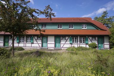 Feriendorf Bakenberg - strandnahe Ferienwohnung mit eigener Terrasse - Feriendorf Bakenberg FeWo C27