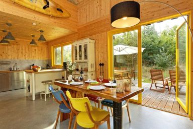 Minna-Busch-Weg - Exklusives, 100 qm großes Vollholz Ferienhaus für 4 Personen.