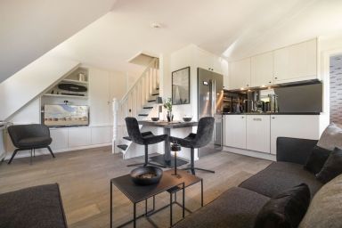 Koje23 - Diese wunderschöne OG-Wohnung hat ca. 55 m² und bietet bis zu 2 Personen Platz.