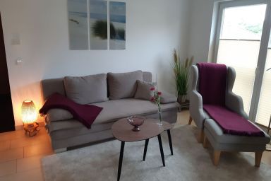 Ferienwohnung O9 - 2-Zi.-Fewo für 2 Erwachsene und 1 Kind im 1. OG mit Balkon und WLAN