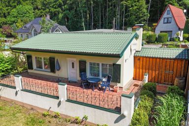 Ferienhaus Lütt Hütt - Ferienhaus am Waldrand in Sellin - Ferienhaus Lütt Hütt