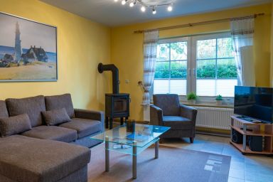 Am Deich Haus 32 - Komfortables Ferienhaus am Deich mit Terrasse, Garten und Kamin in Zingst
