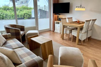 Dünenglück - Gemütliche Ferienwohnung für 4 Pers. in zentraler Strandnähe in Wenningstedt