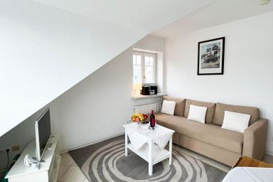 Leyla OG - Ferienwohnung Leyla auf Sylt: Balkon, Parkplatz & hundefreundlich