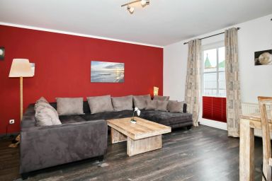 Haus Olymp - Ferienwohnung Kühlungsborn West – 2 Zimmer, 5 Personen, Strandnähe, Parkplatz.