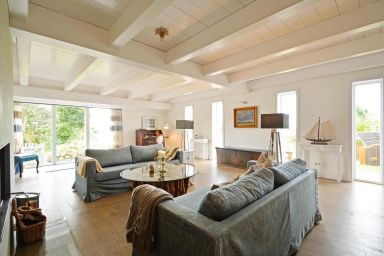 Reethus Dörpsend Haus 1 - "Entspannung und Abenteuer im Reethus Dörpsend: Ihr perfekter Urlaub!"