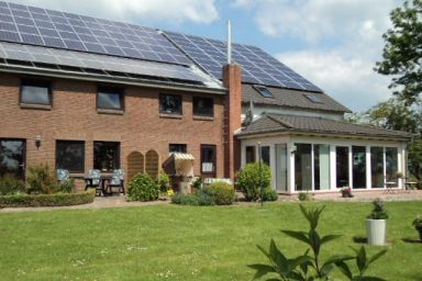 Tolle Ferienwohnung in Friedrichskoog mit Großem Garten