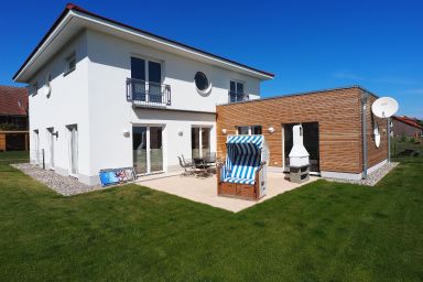 Ferienhaus mit Privatpool für 6 Personen  + 2 Kinder ca. 250 m² in Hohen Wieschendorf, Ostseeküste Deutschland (Wismarer Bucht)