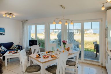 Strand Hus by Seeblick Ferien ORO direkt am Strand