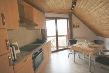 Emken, "Haus Emken" - Ferienwohnung  links - 15063