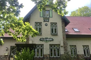 Felsenburg - Christian u. Jennifer Sames - Doppelzimmer Nr. 2, Felsenburg