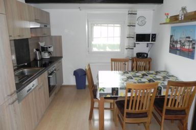 Freistehendes Ferienhaus in 2.Reihe am See - Freistehendes Ferienhaus in 2.Reihe am See .1