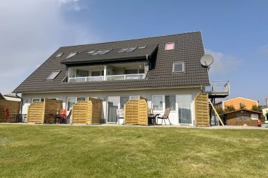 CL: Haus Inselperle mit Blick auf den Bodden - Wohnung 02 mit Terrasse und Boddenblick