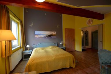 Villa Wauzi - Ferienwohnung Nr. 8 Sommertraum