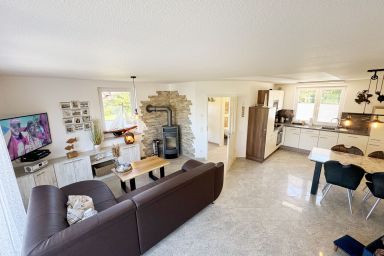 MR: Doppelhaushälfte Meeresbrise mit Terrasse und Fasssauna - Doppelhaushälfte 02 Meeresbrise mit Terrasse und Fasssauna