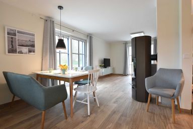 L7 Ferienhaus Strandhafer Ostseebad Rerik - XL - 4-Raum-Ferienhaus mit Kamin (max. 6 Personen) - links