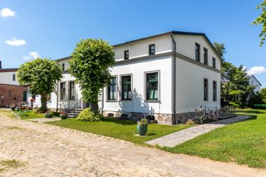 Ostsee Bauernhof Schwalbennest OFC 15 - Nr.3 / 2 Zimmer Ferienwohnung im Bauernhaus mit Garten