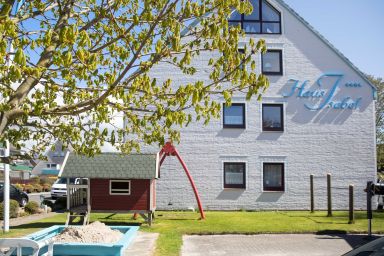 BUE - Haus Isabel - 10/DG 60 3R 4P DB/DB HT - Meerblick