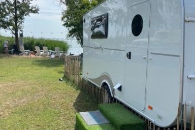 Wohnwagen Beachy direkt am Achterwasser - Beachy