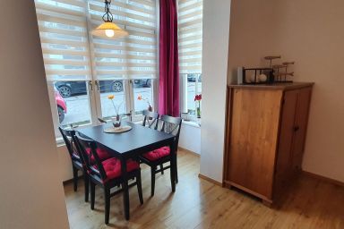 Ferienwohnung mit Balkon 500 m bis zum Strand (VH) - schöne 2-Raum-Ferienwohnung 500 m zum Strand