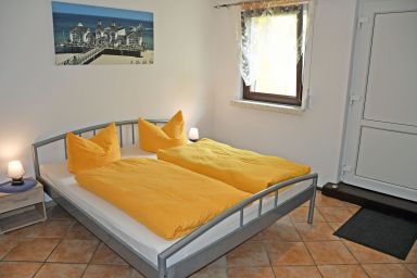 Ferienwohnungen mit Terrasse im Ostseebad Sellin - 02 Ferienwohnung mit Terrasse