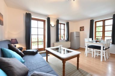 Villa Seeheim Ferienobjekt direkt am Wasser OVS 692 - Fewo 3 mit 1 SZ (2-4 Pers.) OG / 1 Haustier erlaubt