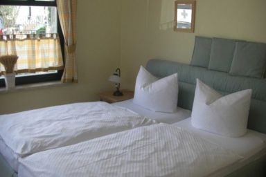 Gästehaus Knuth ca. 10 Gehminuten von der Ostsee entfernt - Appartement 01