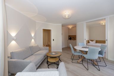FeWo Am Strand / Strandvilla Belvedere (Ostseeallee) - FW 24, Ferienwohnungen am Strand - max. 4 Personen