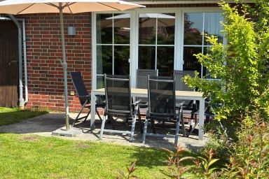Ferienhaus Kluntje im Fischerdorf Ditzum - Parkplatz inklusive