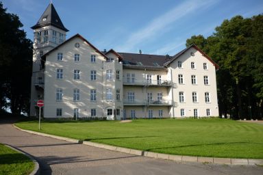 Jagdschloß zu Hohen Niendorf - 2-Zi-Schloßappartement