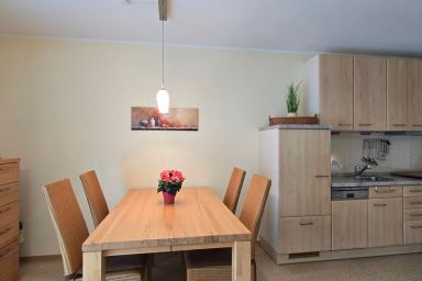 Ferienwohnung KWE 32EG - „Gemütliche Fewo in Graal-Müritz für Familien und Erholungssuchende mit WLAN“