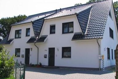 Schulstrasse 10a (FeWo) - Ferienwohnung in einem Doppelhaus, zentrale aber ruhige Lage
