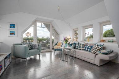 Mühlenstrasse - Komfortable Ferienwohnung mit Balkon und Kaminofen im Herzen von Zingst