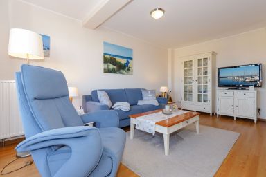 Urlaubsräume am Meer - Stilvolles Penthouse-Apartment am Yachthafen mit großem Balkon und Meerblick!