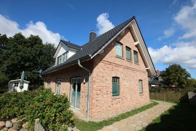 Fehrstieg 40a - Freistehendes 5 Sterne-Ferienhaus mit 4 Zimmern, ca. 131m², Garten und Terrasse