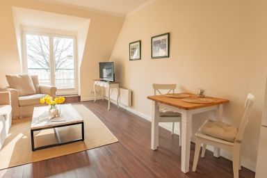 Apparthotel Seehof Appartement 8 - Appartement im ersten Obergeschoss - Balkon mit Seeblick