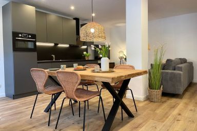 Haus Nordseebrandung - NB 4- Luxuriöse Ferienwohnung mit privater Sauna und Whirlpool-Badewanne