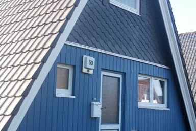 Nurdachhaus HOHER WEG 50 - Das Nurdachhaus liegt im Ferienpark Fedderwardersiel. Ganzjährige Vermietung.
