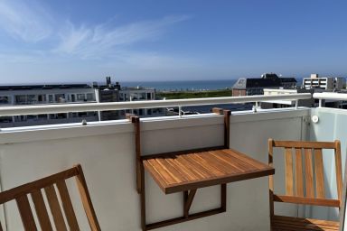 Meerwärts - Modernes App., Balkon mit Meerblick, PKW-Stellplatz, WLAN. Haustiere erlaubt.