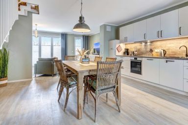 Ferienhaus Windspiel - Modernes Ferienhaus mit Garten – 700 m zum Strand und 300 m zum See