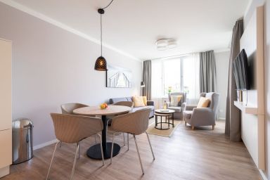 Godewindpark Travemünde - Sonniges Wohlfühl-Apartment mit Loggia – modernes Urlaubsglück in Strandnähe