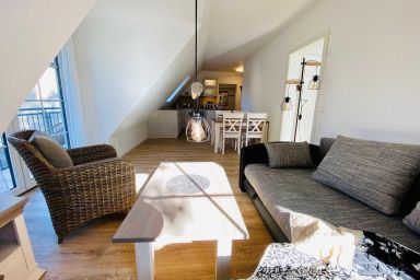 Haus Diana Fewo Molenfeuer - 52 m² Fewo für 3 Personen mit Balkon, Parkplatz & Hund erlaubt – Haus Diana