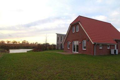 Grachtenblick II - Exklusives, freistehendes Ferienhaus am Wasser mit tollem Grachtenblick