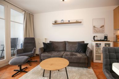 Meeresblick - Gemütliche 2-Zimmer-Wohnung mit Balkon, strandnah & hundefreundlich