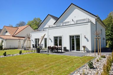 Haus am Wald - 80m² Ferienwohnung für 4 Personen mit Hund und Terrasse