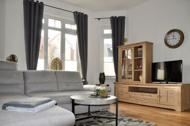 Doberaner Straße 15 - Ferienwohnung Kühlungsborn Ost – 2 Zimmer, 3 Personen + Hund, Strand & Parkplatz