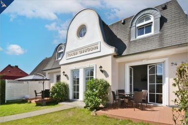 Haus Usedom - Gemütliche, strandnahe Ferienwohnung für 4, mit Terrasse, Parkplatz und WLAN