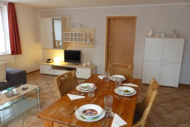 Einladende Obergschosswohnung mit sonnigem Balkon