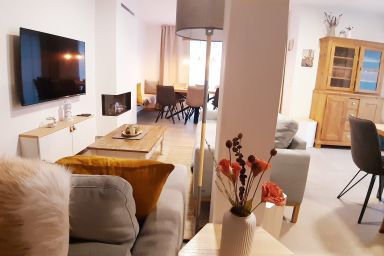 Deich Alma - Ferienhaus Deich Alma unter Reet mit 3 SZ; Strand nah!