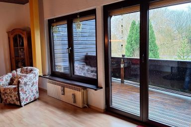 212 große Dachgeschoßwohnung mit Balkon - 212 Dachgeschoßwohnung mit großem Balkon